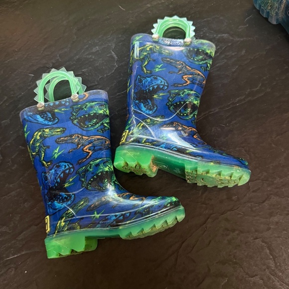 Western Chief Sz 6 Toddler Boys' Diego Dinosaur T-Rex light Up Rain Boots bin - Picture 5 of 11